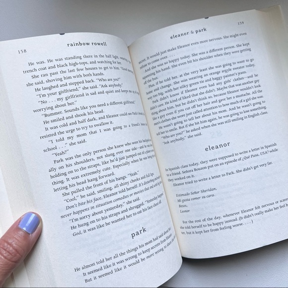 📚 2 Rainbow Rowell Books-Eleanor & Park/ Attachments - Picture 5 of 11